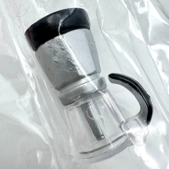 Re-Ment Girls In The City 8 Relaxation Accessories Miniature Collection 2005 - Picture 4 of 13